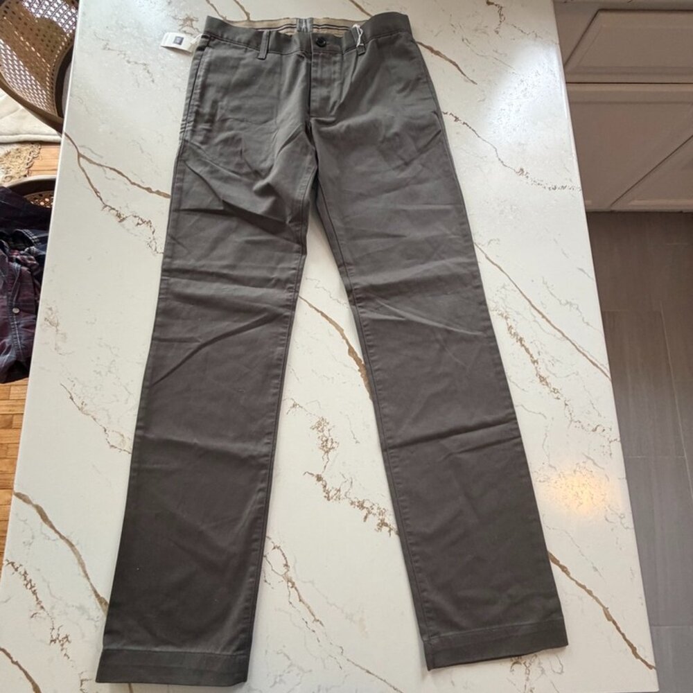 Men's Straight Fit Khaki Pants